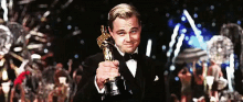 Leo Finally Won GIF - Leo Leonardo Dicaprio Oscars2016 GIFs