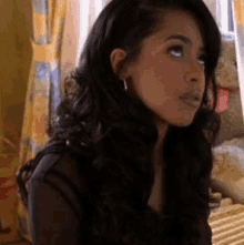 Aaliyah Look GIF - Aaliyah Look Thinking GIFs