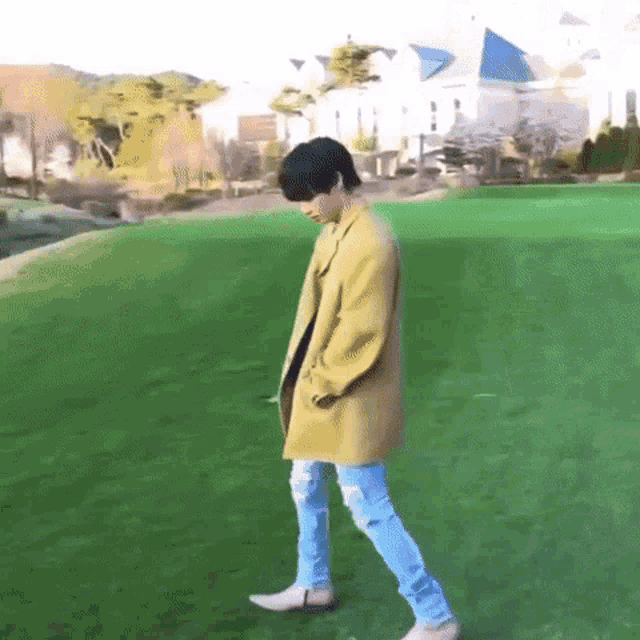 sunwoo-touch-some-grass.gif