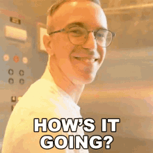Hows It Going Austin Evans GIF - Hows It Going Austin Evans How Are You GIFs