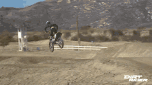 Sharp Curve Dirt Rider GIF - Sharp Curve Dirt Rider On The Way GIFs