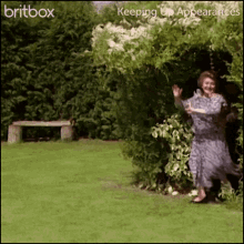 Keeping Up Appearances Dancing GIF - Keeping Up Appearances Dancing Having Fun GIFs