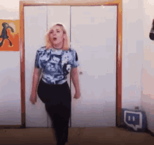 Lillyvinnilly Dancing GIF - Lillyvinnilly Dancing Funny GIFs