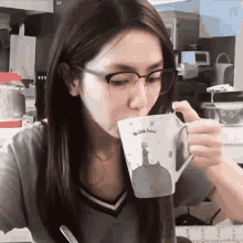 gloria tang gem vlog drink coffee