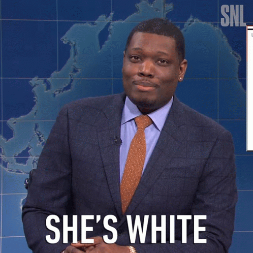 Shes White Michael Che GIF - Shes White Michael Che Saturday Night Live GIFs