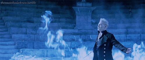 Run before the Headless Horseman catches you. (terminé) Johnny-depp-grindelwald