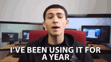 Ive Been Using It For A Year GIF - Ive Been Using It For A Year User GIFs