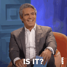 Is It Andy Cohen GIF - Is It Andy Cohen For Real The Story Of Reality Tv GIFs