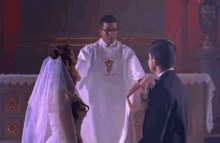 Matrimonio Sacerdote GIF - Matrimonio Sacerdote Padre GIFs