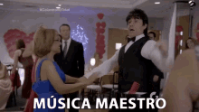 Musica Maestro A Bailar GIF - Musica Maestro A Bailar Que Comience La Fiesta GIFs