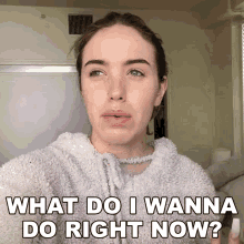 What Do I Wanna Do Right Now Stella Rae GIF - What Do I Wanna Do Right Now Stella Rae What Should I Do Now GIFs