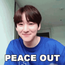 Peace Out Kevin Woo GIF - Peace Out Kevin Woo Cameo GIFs