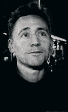 tom hiddleston laughing
