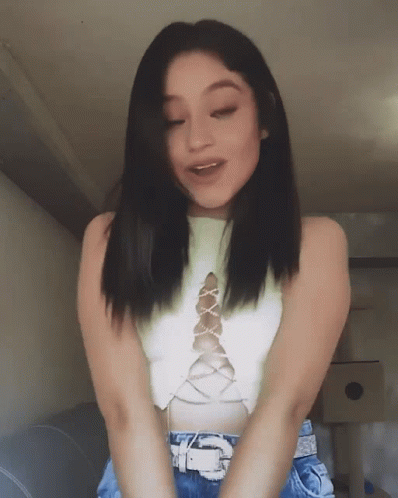 Sevillaksgifs Karol GIF - Sevillaksgifs Karol Sevilla - Discover