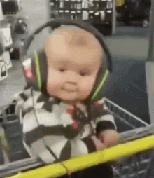 Cute Baby Headphones GIF - Cute Baby Headphones Cute Baby Smile - Discover  &amp;amp; Share GIFs