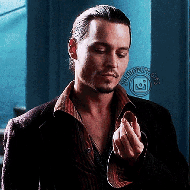 Johnny Depp Chocolat GIF - Johnny Depp Chocolat Roux - Discover & Share GIFs