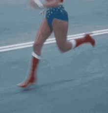 Wonderwoman Running GIF - Wonderwoman Running GIFs