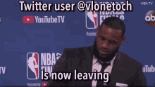 Vlonetoch Twitter GIF - Vlonetoch Twitter Leaving GIFs