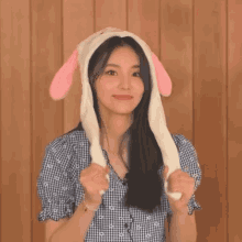 jinsoul rabbit hat loona cute