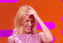 Sienna Miller Laughing GIF - Sienna Miller Laughing Laugh GIFs