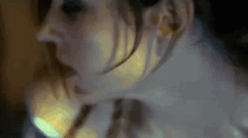 Too Hot,sweaty,Requiem For A Dream,Jennifer Connelly,gif,animated gif,gifs,...