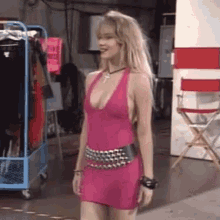 Kelly Bundy GIF - Blonde Excited Model GIFs