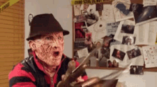 Clap Freddy Krueger GIF - Clap Freddy Krueger Surprise GIFs