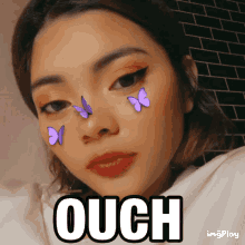 Ouch It GIF - Ouch It Hurts GIFs