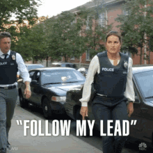 Follow My Lead Follow Me GIF - Follow My Lead Follow Me Come With Me GIFs