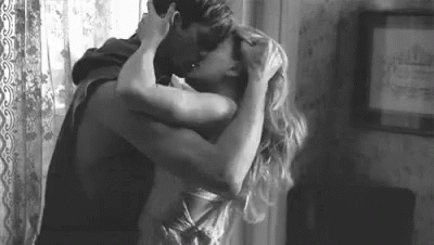 Making Out K Iss GIF - Making Out K Iss Hot - Discover & Share GIFs