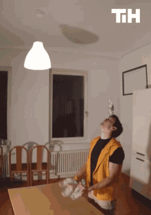 Bottle Juggling Party Tricks GIF - Bottle Juggling Party Tricks Look At What I Can Do GIFs