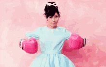 Akb48 Watanabe Mayu GIF - Akb48 Watanabe Mayu Punch GIFs