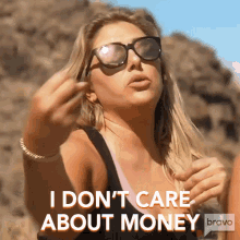 I Dont Care About Money But I Care About Money Real Housewives Of Orange County GIF - I Dont Care About Money But I Care About Money Real Housewives Of Orange County I Love Money GIFs