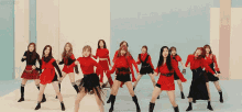 la vie en rose dance move izone kpop la vie en rose dance move izone kpop
