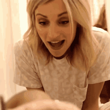 In Awe Ashley Crosby GIF - In Awe Ashley Crosby Claire And The Crosbys GIFs