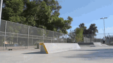 wall hop skate skateboard tricks pro athete