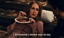 Mrs America Alice Macray GIF - Mrs America Alice Macray I Discovered A Better Way To Eat GIFs