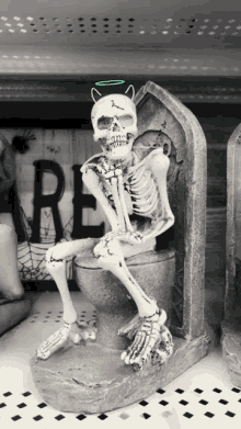 Happy Halloween Spooky Season GIF - Happy Halloween Spooky Season Skeleton GIFs