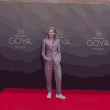 Cate Blanchett Suit GIF - Cate Blanchett Suit Red Carpet GIFs