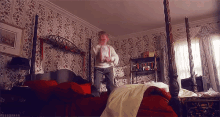 Mom And Dad Aren'T Home! GIF - Holiday Happyholidays Homealone GIFs