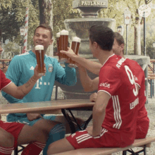 Cheers Lewandowski GIF - Cheers Lewandowski Neuer GIFs