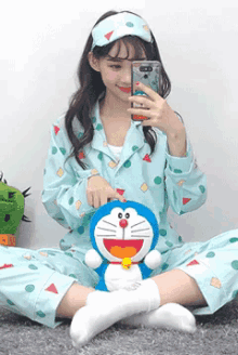 パジャマ ドラえもん　kpop GIF - Pajama Model GIFs