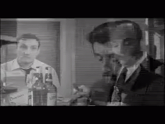 Tontons Flingers Gif Tontons Flingeurs Film Noir Et Blanc Vieux Film Discover Share Gifs