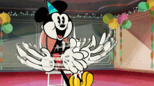 Mickey Mouse GIF - Mickey Mouse Birthday GIFs