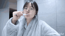 刷牙 發發 GIF - 刷牙 發發 梳洗 GIFs