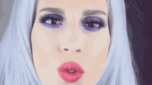 Noemiproblemi Makeupp GIF - Noemiproblemi Makeupp Eyeroll GIFs