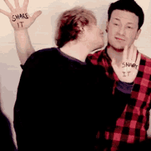 Ed Sheeran Jamie Oliver GIF - Ed Sheeran Jamie Oliver Kiss GIFs