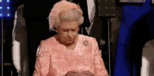 Bored GIF - Queen Elizabeth The Queen Bored GIFs