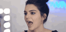 Kendall Jenner Sexy Wink GIF - Kendall Jenner Sexy Wink Wink GIFs