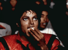Michael Jackson Thiller GIF - Michael Jackson Thiller Popcorn GIFs